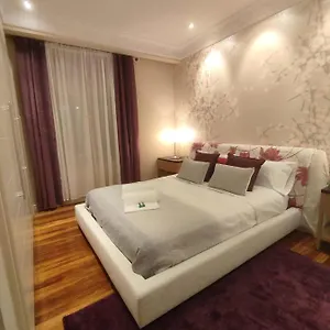 En Vivienda Gran Via Privatunterkunft